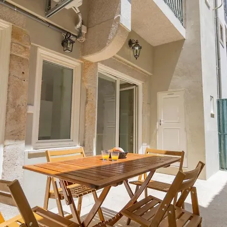 Apartamento Stunning Duplex W/ Patio By Lovelystay *